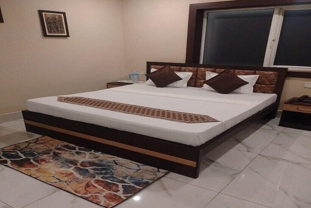 Hotel HMS Palace — фото 1