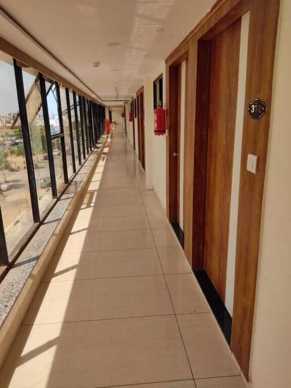 Вадодара: Hotel Krishna Villa