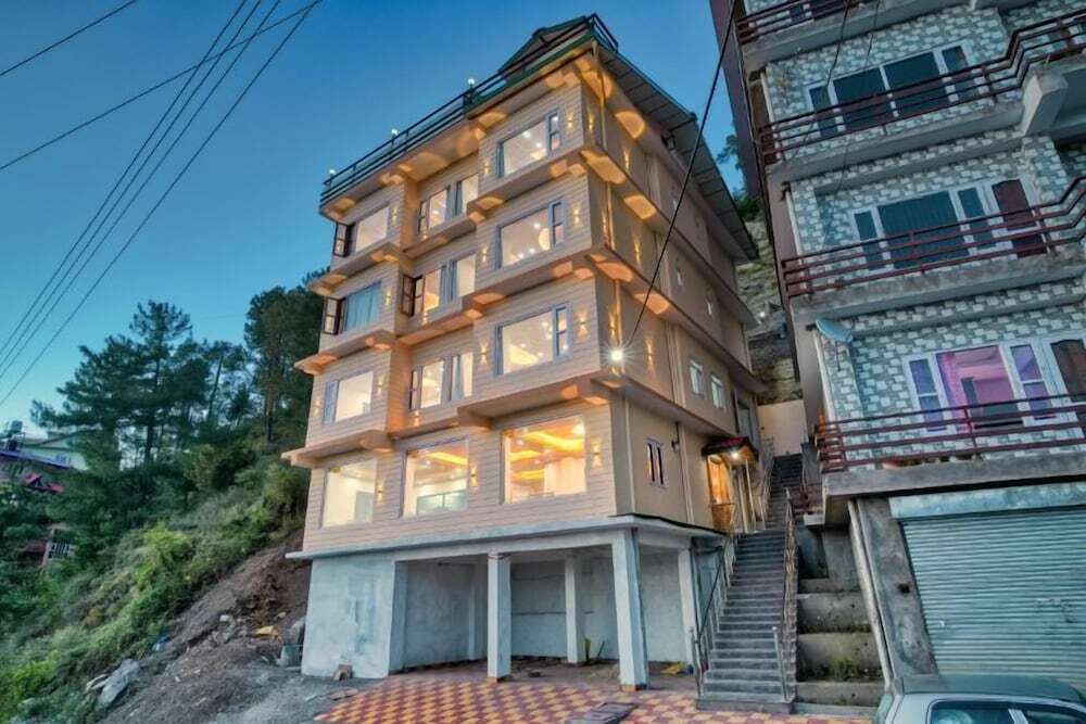 Куфри: Shimla Alpine Regency