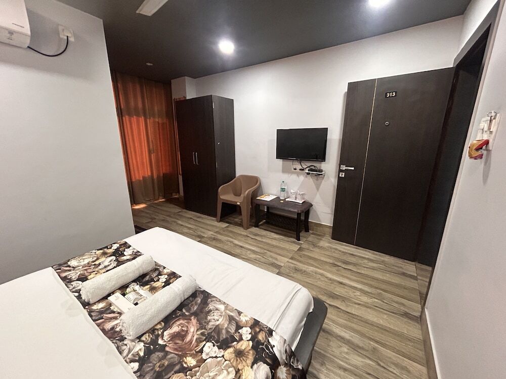 Гувахати: JD Grand Inn