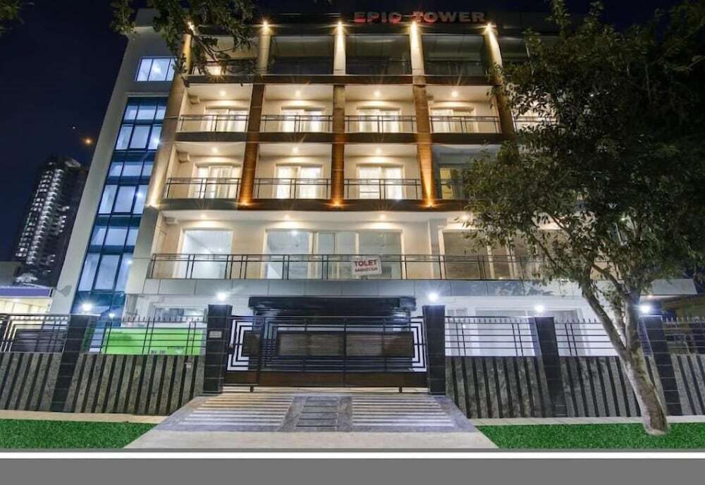 Нойда: Hotel Noida Dreamz 144