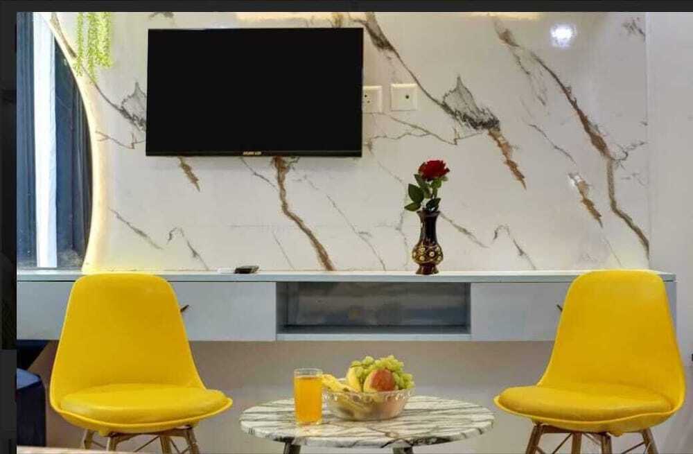 Нойда: Hotel Noida Dreamz 144