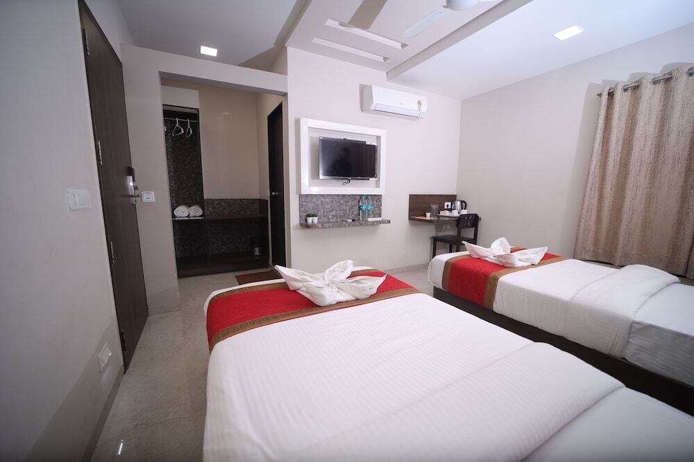 Белагави: Hotel Rahul Palace Belagavi