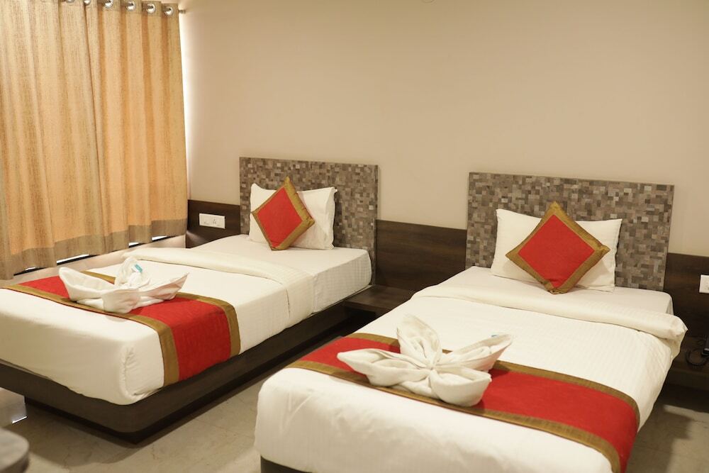 Белагави: Hotel Rahul Palace Belagavi