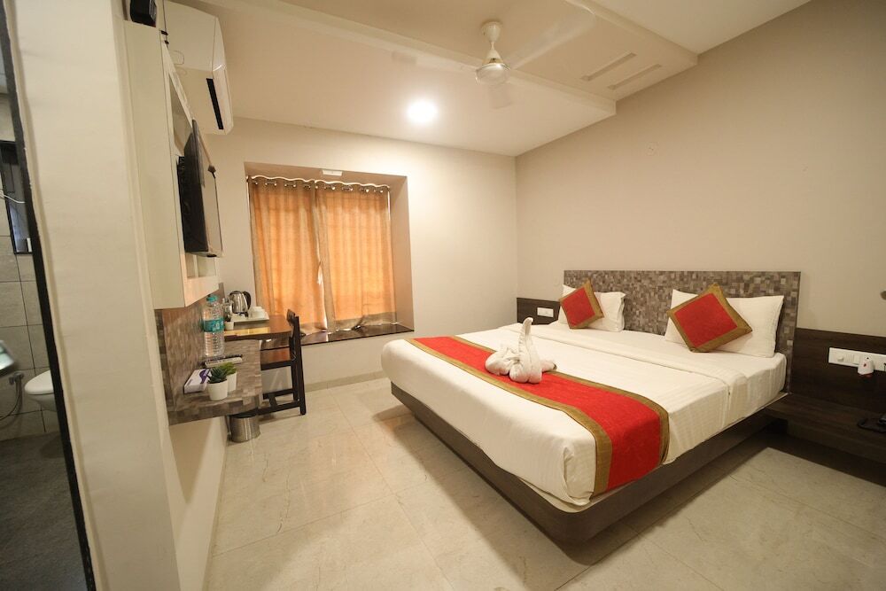 Белагави: Hotel Rahul Palace Belagavi