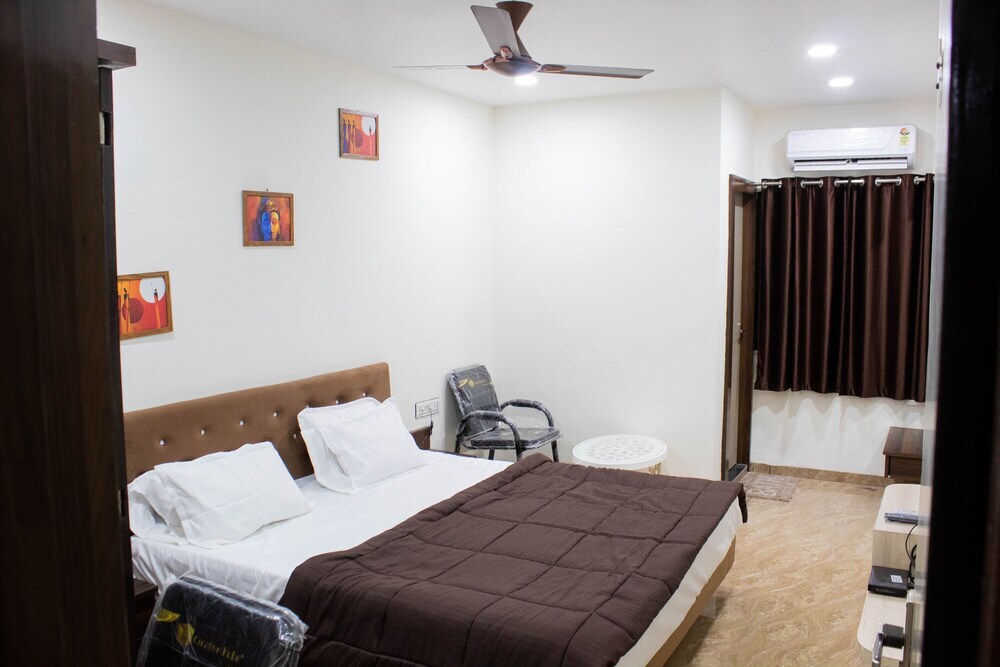 Индаур: Kiwi Inn Hotel