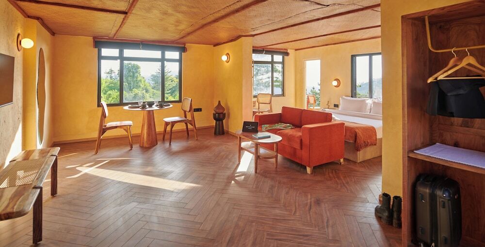 Куфри: MINIMALIST An Eco Farmstay
