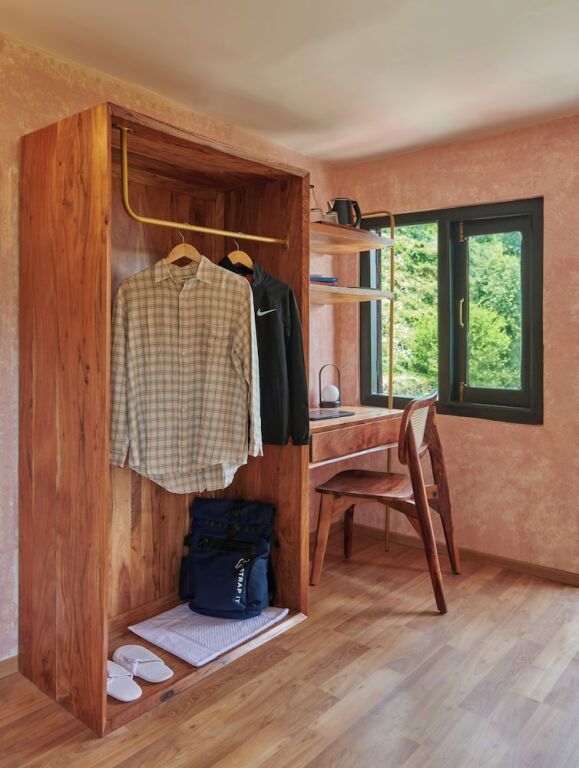 Куфри: MINIMALIST An Eco Farmstay