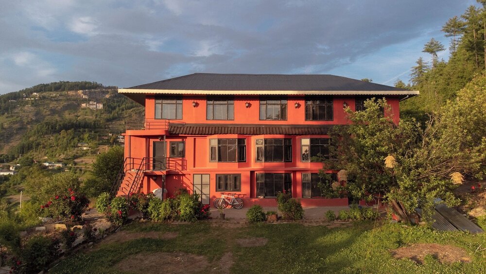 Куфри: MINIMALIST An Eco Farmstay