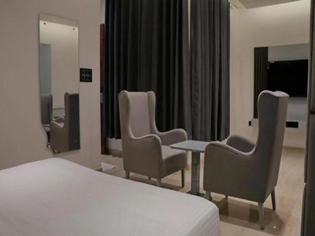Нойда: Fabhotel Prime F9 Noida Sector 104