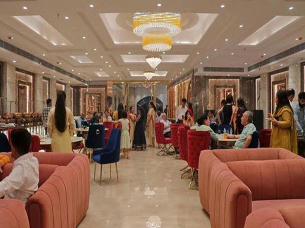 Нойда: Fabhotel Prime F9 Noida Sector 104