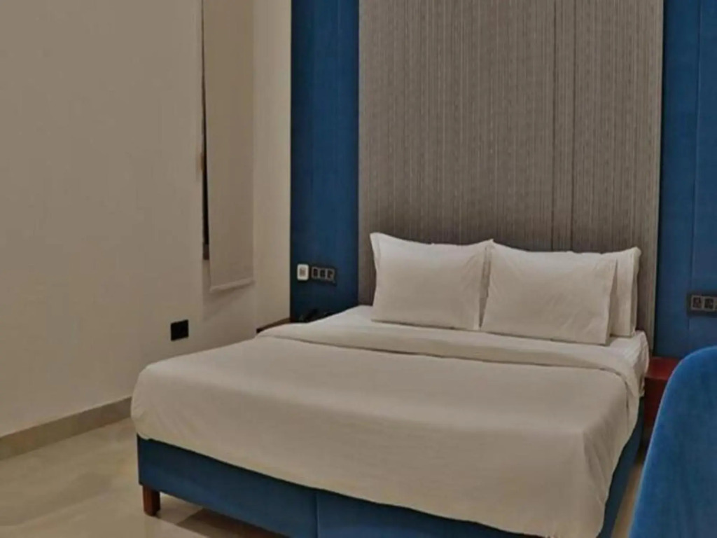 Нойда: Fabhotel Prime F9 Noida Sector 104