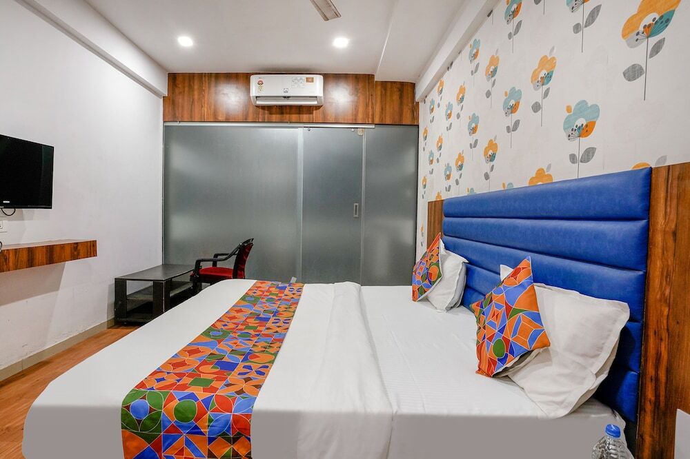 Сурат: Fabhotel The Valentine
