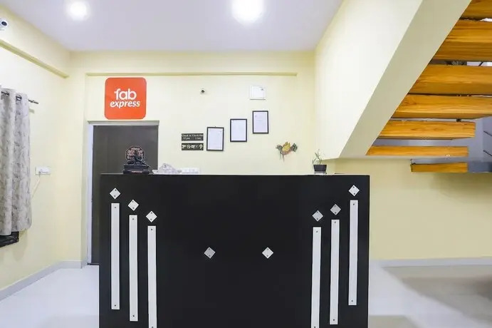 Нагпур: Fabexpress Villa 18