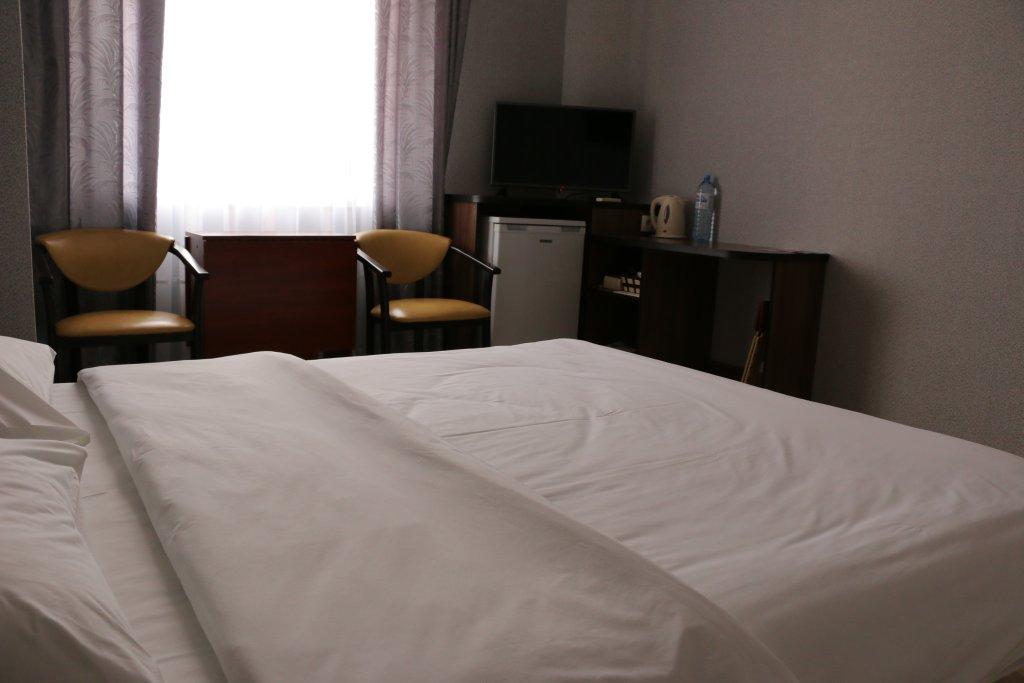 Керчь: Гостевой дом Travel House