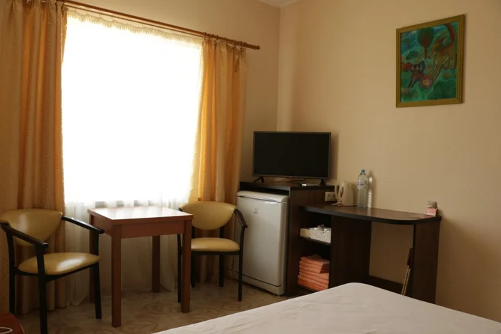 Керчь: Гостевой дом Travel House