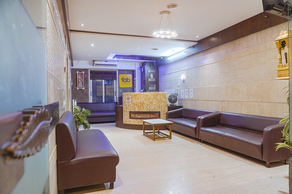 Сурат: Fabhotel Royale Celebrations