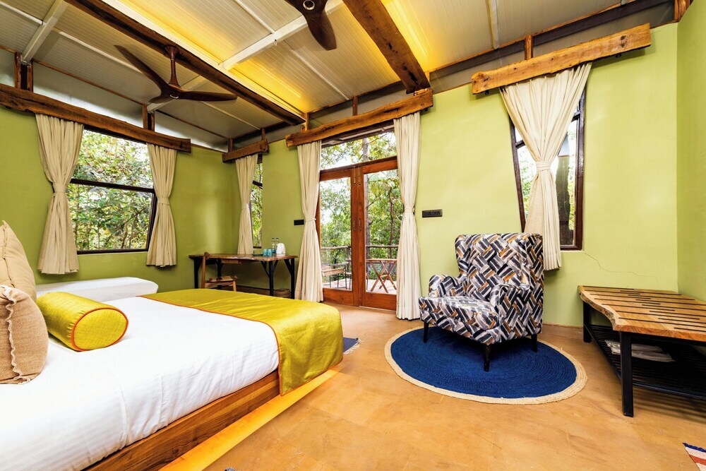 Баихар: Kanha Jungle Camp