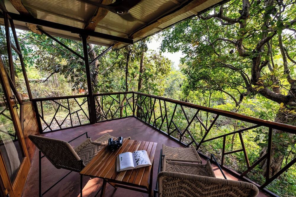 Баихар: Kanha Jungle Camp