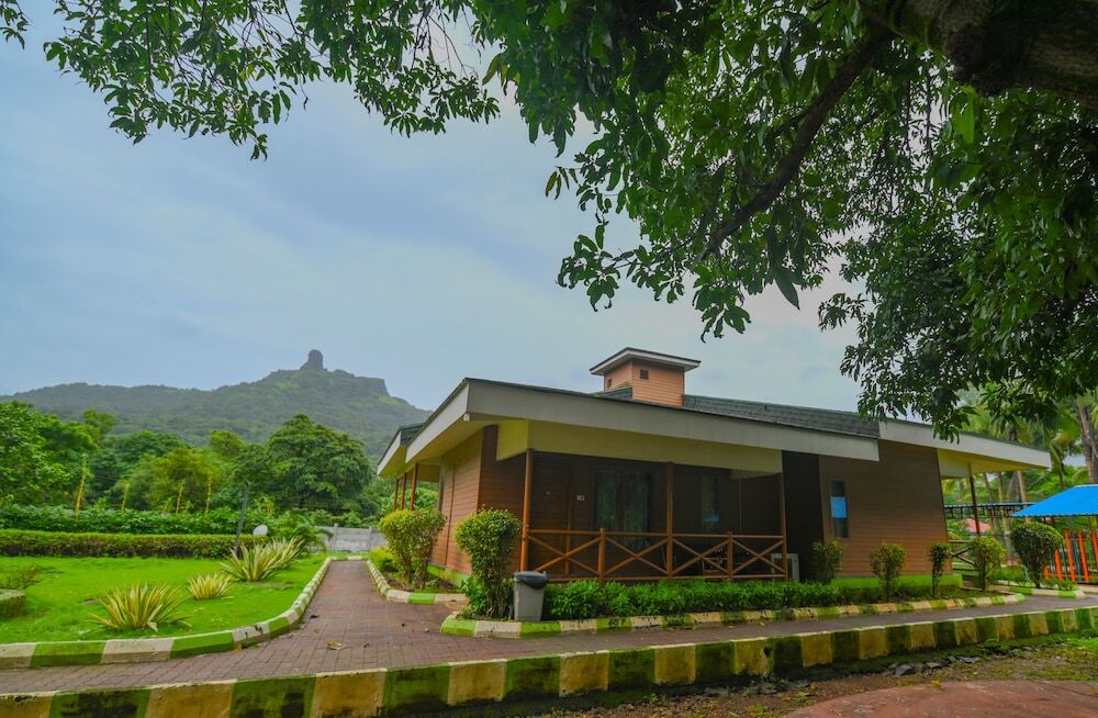 Сангадевади: Visava Amusement Park & Resorts Panvel