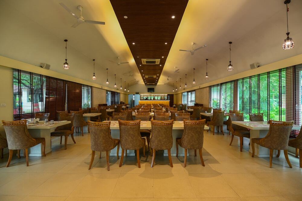 Сангадевади: Visava Amusement Park & Resorts Panvel