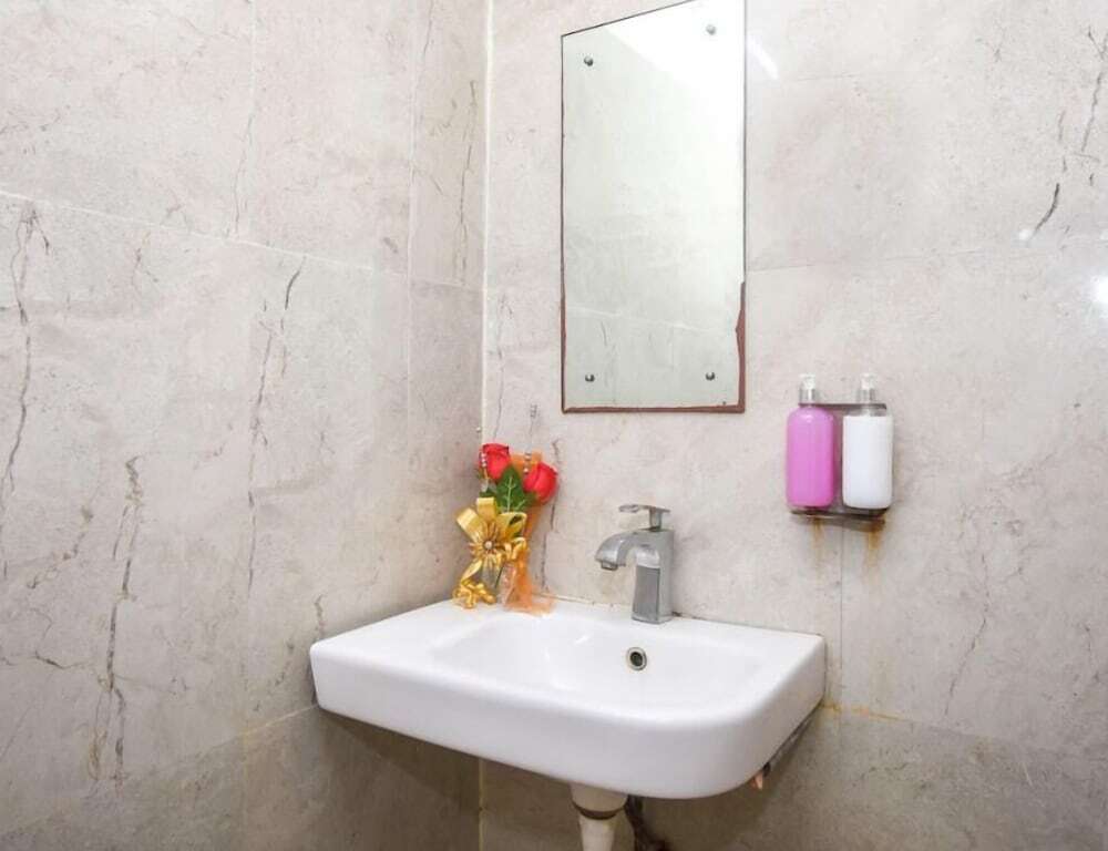 Ховрах: Hotel Kiaan Inn