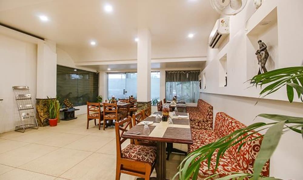 Бхопал: Fabhotel Silver Inn I