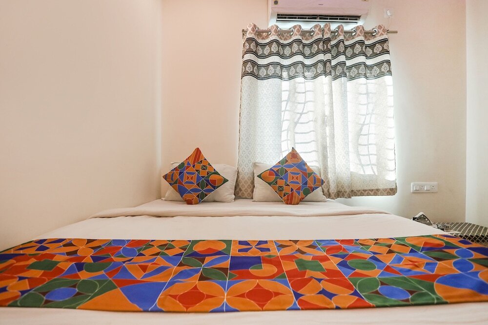 Нагпур: Fabexpress Shiva’S Inn