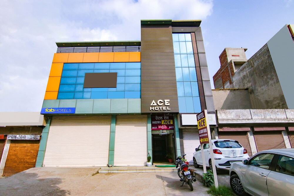 Лудхиана: Fabhotel Ace