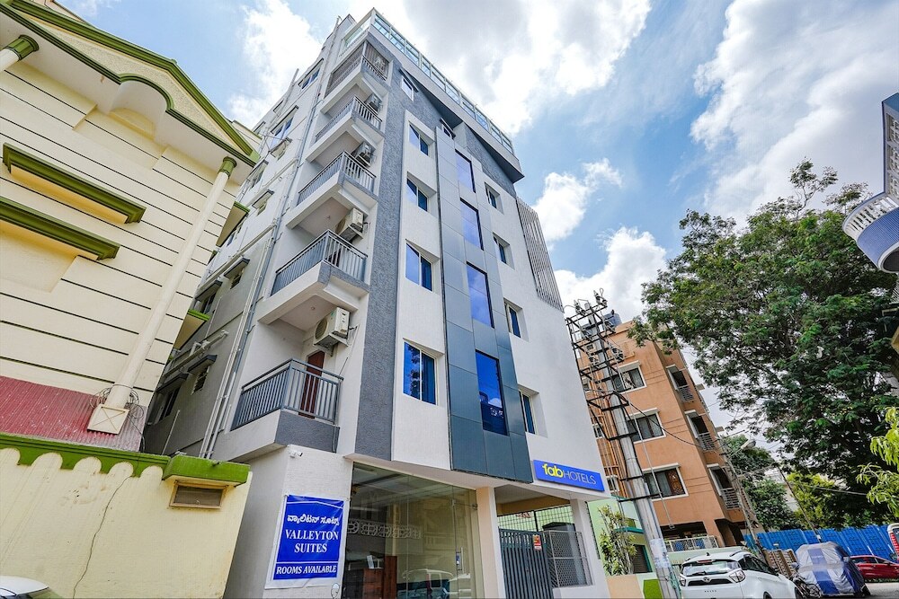 Бангалор: Fabhotel Valleyton Suites