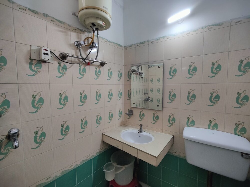 Чандигарх: Harish Guest House -Railway Station Road