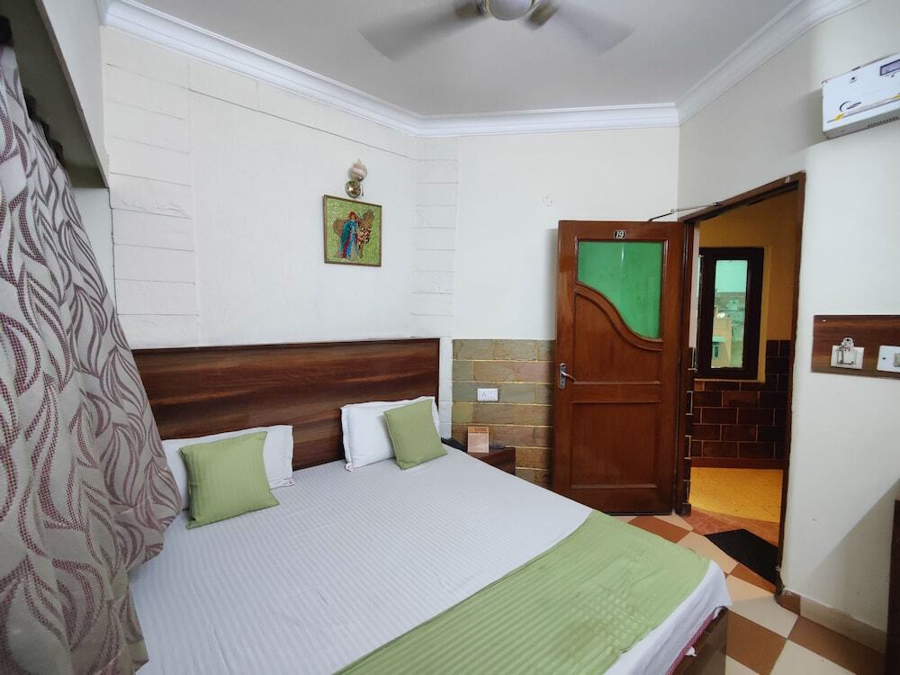 Чандигарх: Harish Guest House -Railway Station Road