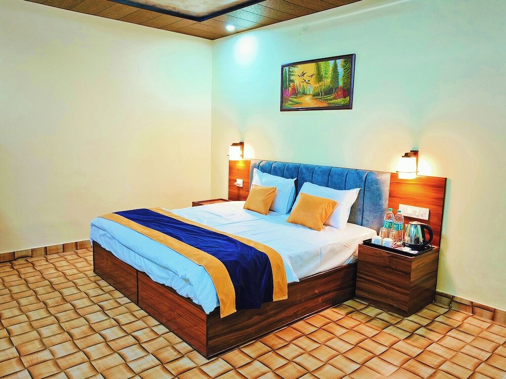 Уттаркаши: Divyam Resort