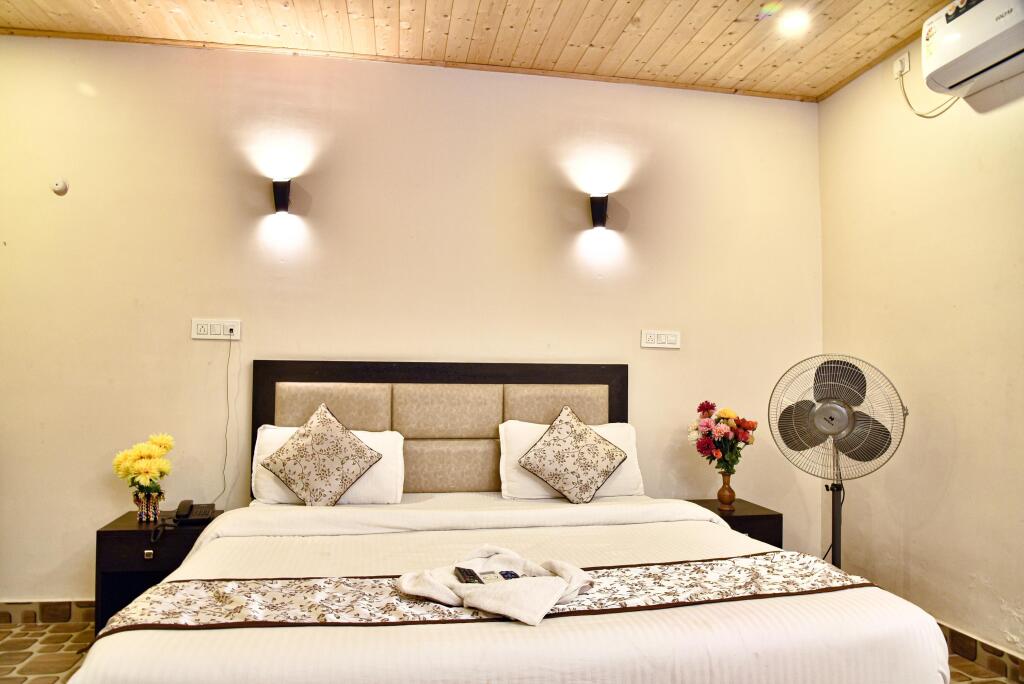Уттар Митиали: Delight Green Heaven Resort, Lataguri