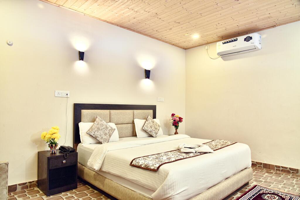 Уттар Митиали: Delight Green Heaven Resort, Lataguri