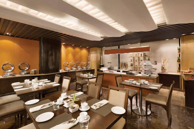 Мумбаи: Ramada Powai Hotel And Convention Centre