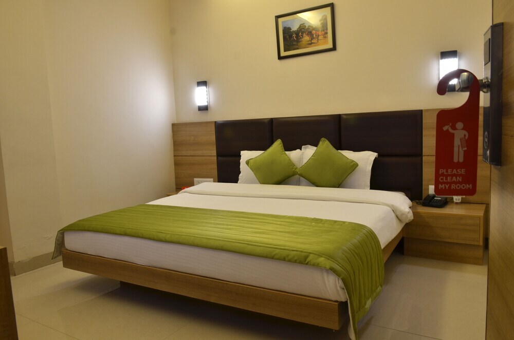 Патьяла: Oyo 5389 Hotel Polo Club