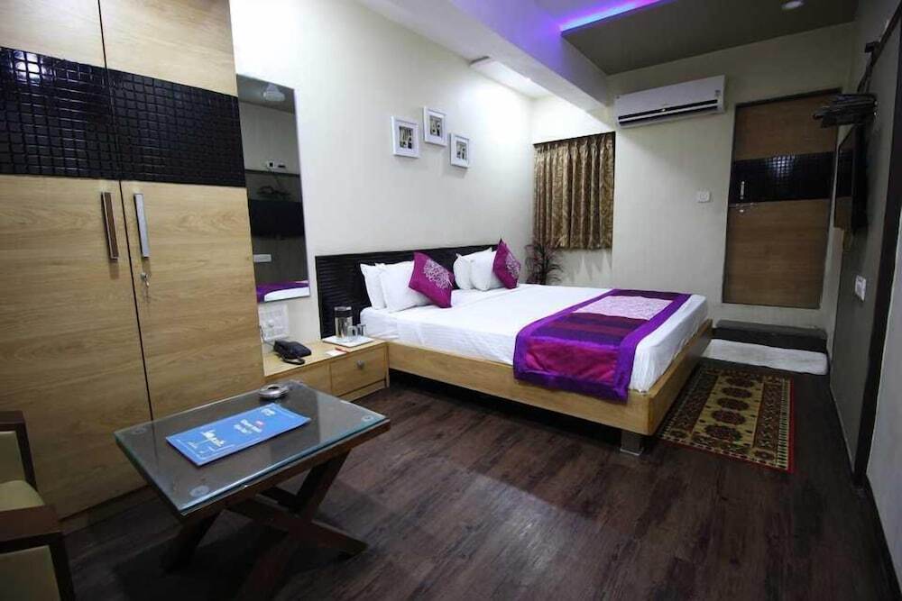 Ахмедабад: OYO 1376 Hotel Anjani inn
