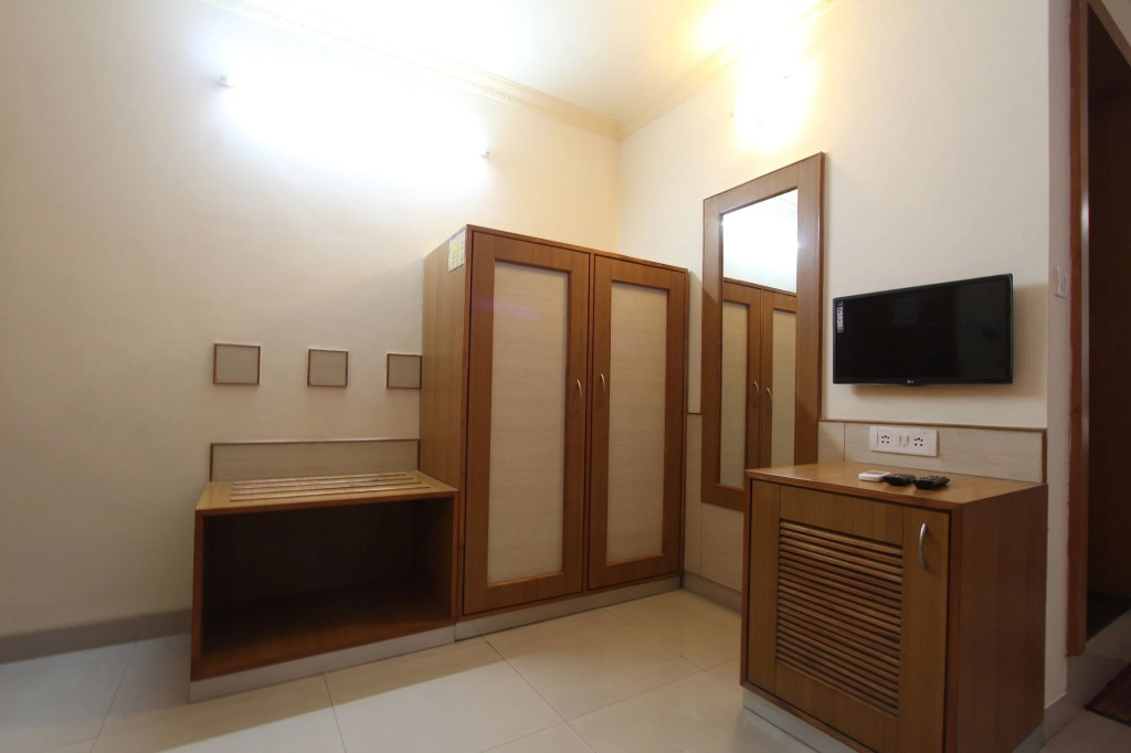Бангалор: OYO Flagship 8252 Aayush Corporate Stays
