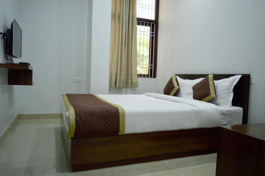 Джайпур: Oyo 6697 Hotel Green Lemon