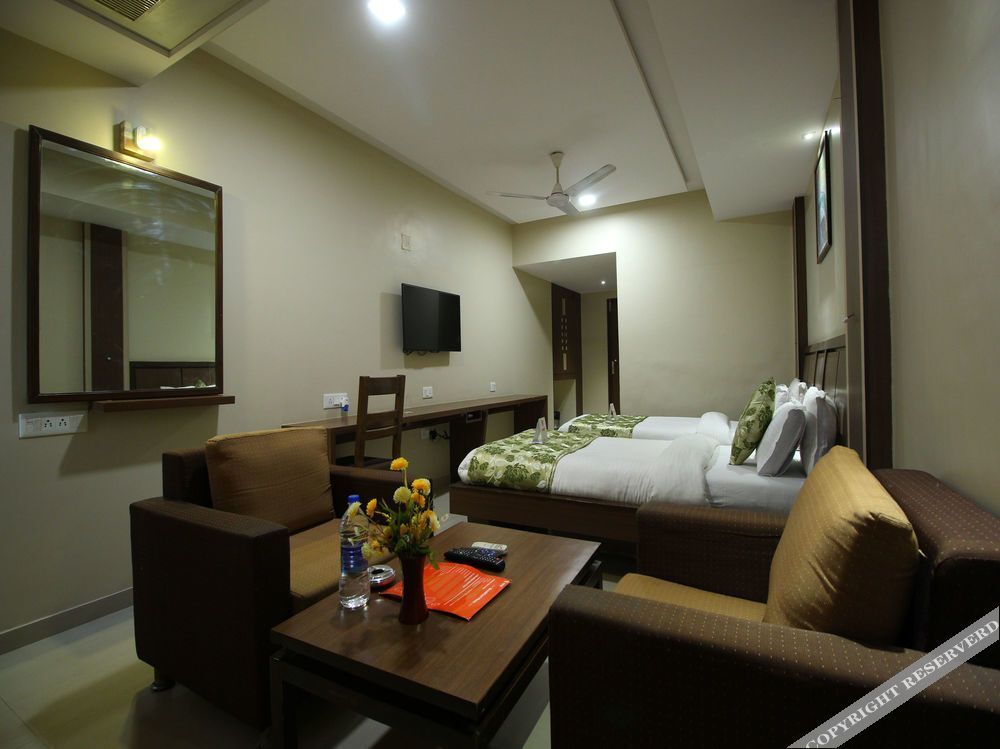 Ахмедабад: OYO 8084 Hotel Kingston
