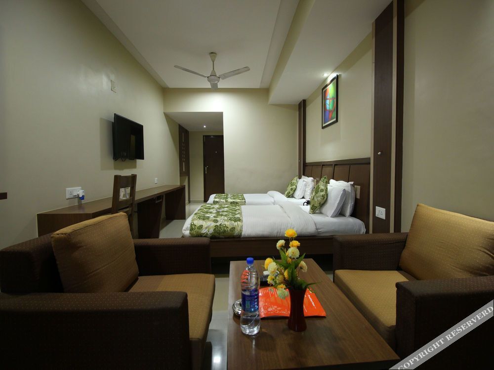 Ахмедабад: OYO 8084 Hotel Kingston
