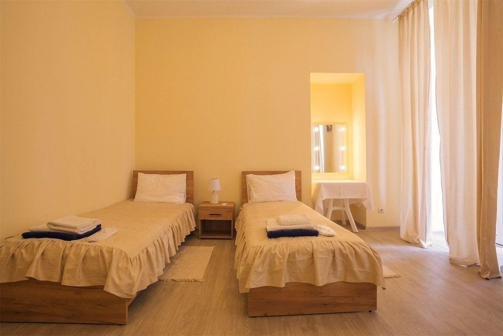 Алупка: Villa Mariya Khitrovo