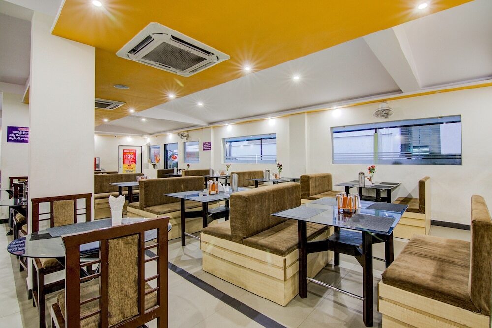 Висакхапатнам: Oyo 5362 Hotel Spar Grand