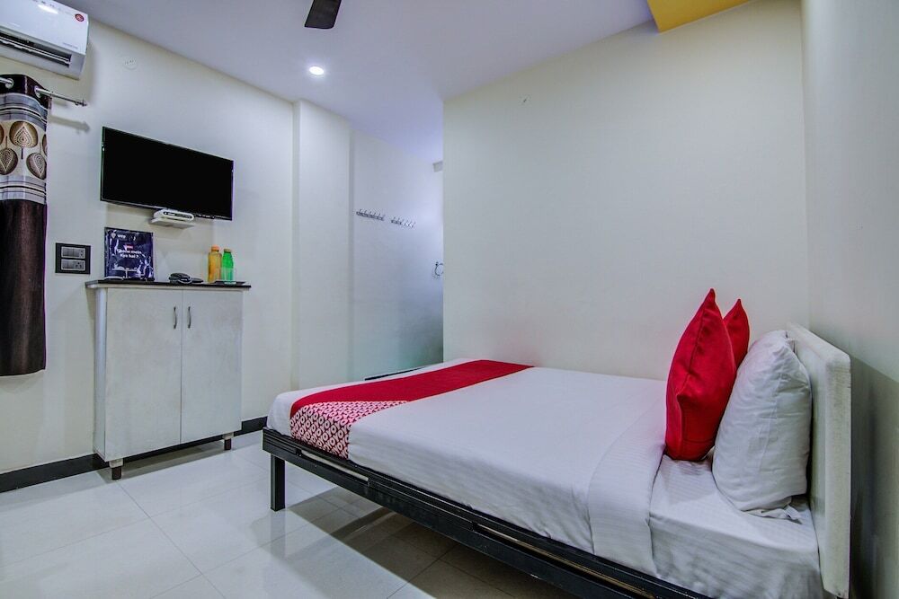 Висакхапатнам: Oyo 5362 Hotel Spar Grand