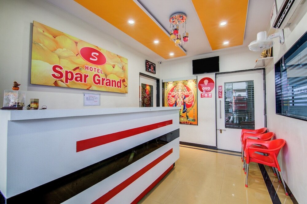 Висакхапатнам: Oyo 5362 Hotel Spar Grand