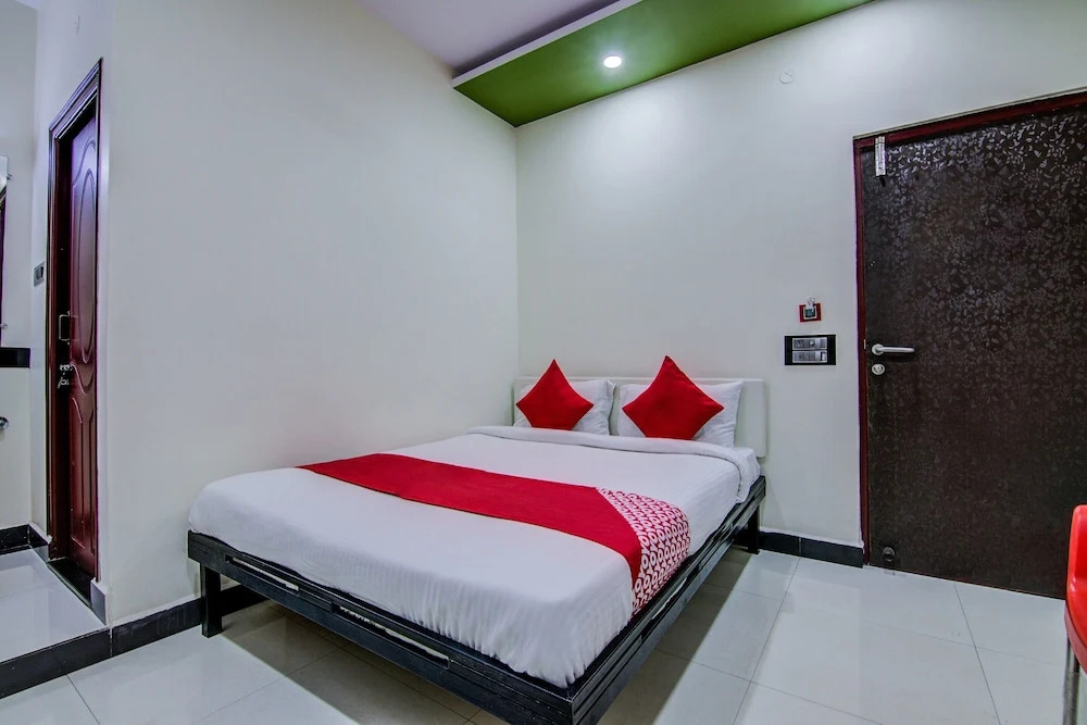 Висакхапатнам: Oyo 5362 Hotel Spar Grand