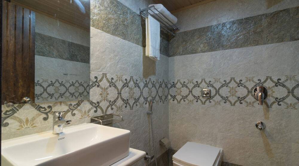 Мумбаи: OYO 4186 Hotel Oyster