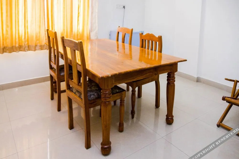 Бангалор: OYO 6110 Thalassa Suites