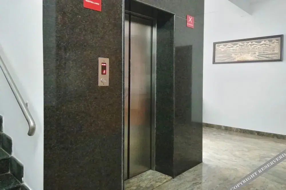 Бангалор: OYO 6110 Thalassa Suites